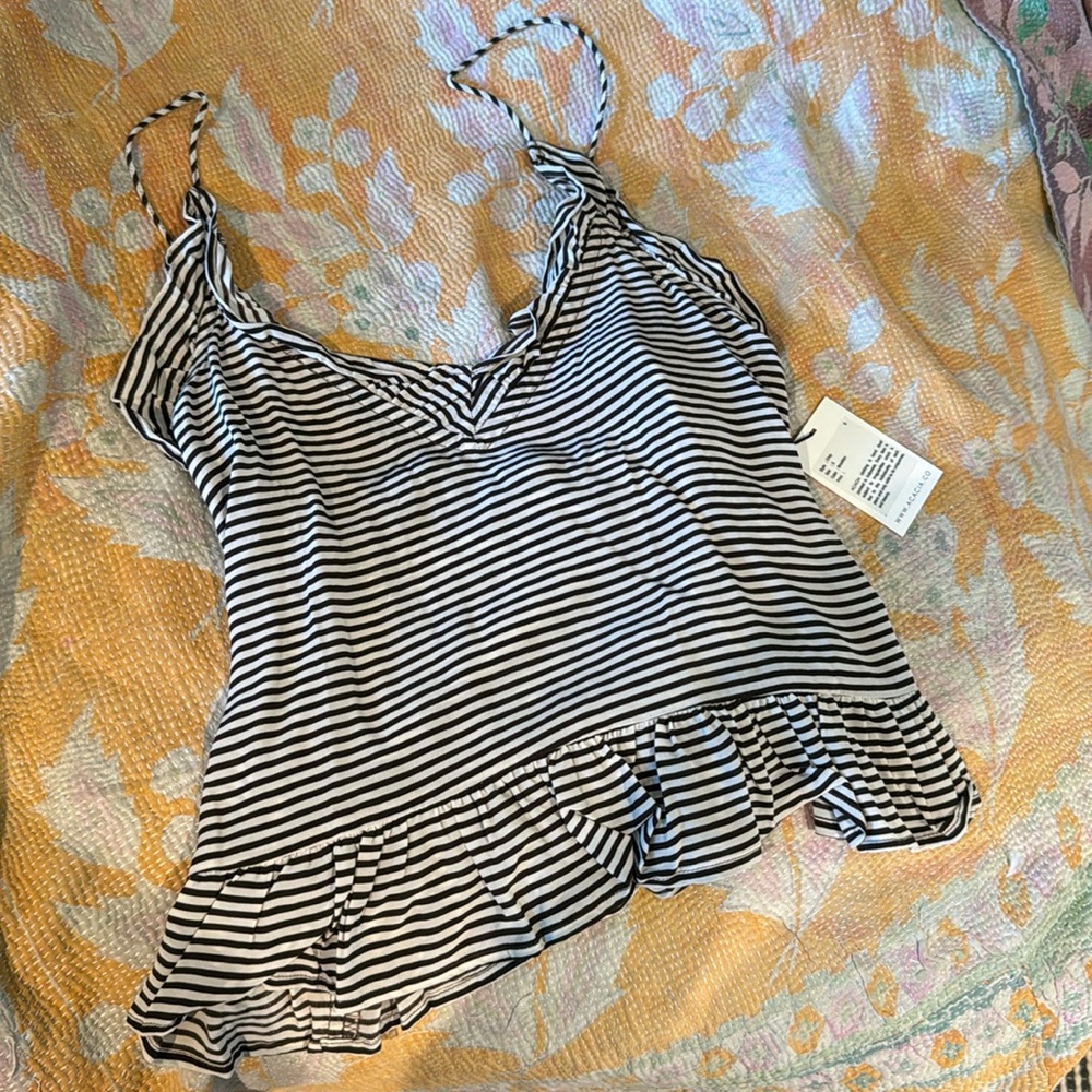 Acacia Chevy top NWT